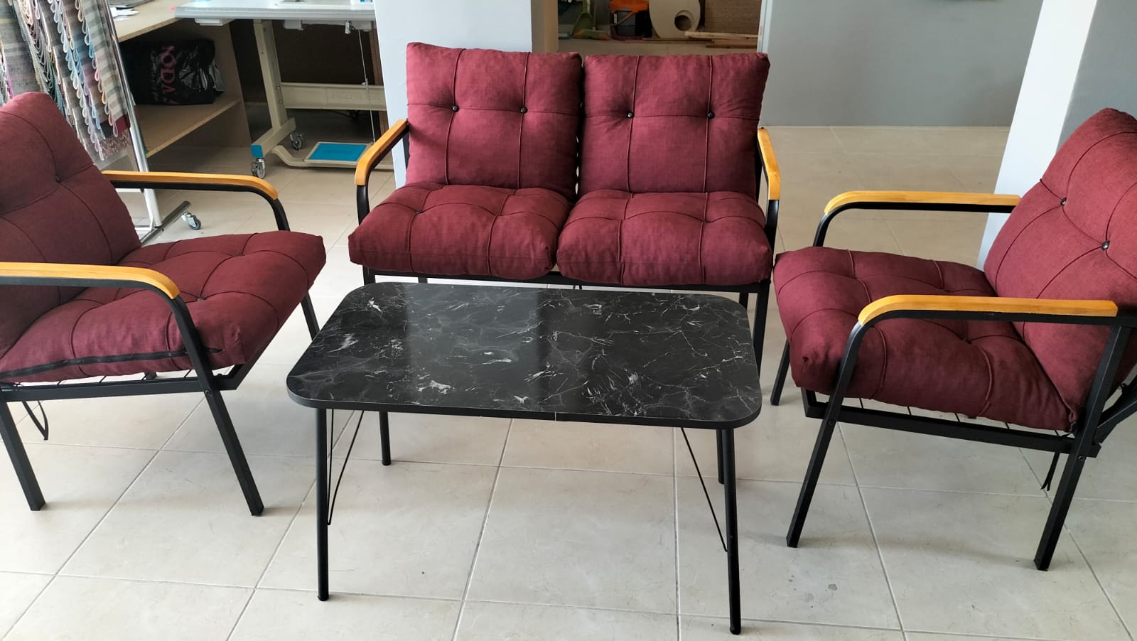 KARIZMA PERDE HALI MOBİLYA MAĞAZASI